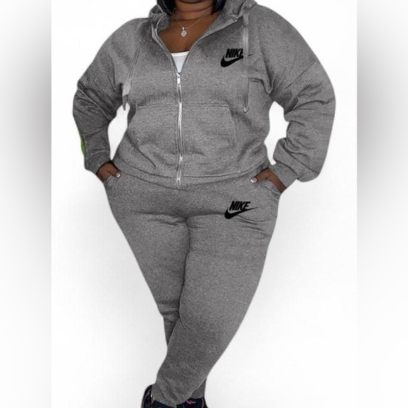 Nike Women’s Tracksuit Set | Hoodie Jacket + Joggers | Sizes S–5XL - Picture 1 of 13